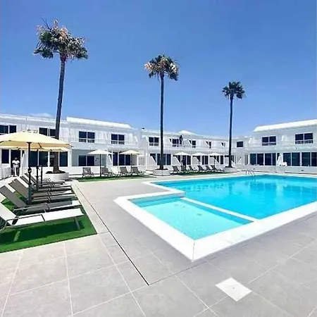 Daire Luxury Apartment Atlantic View 15B Puerto del Carmen (Lanzarote)